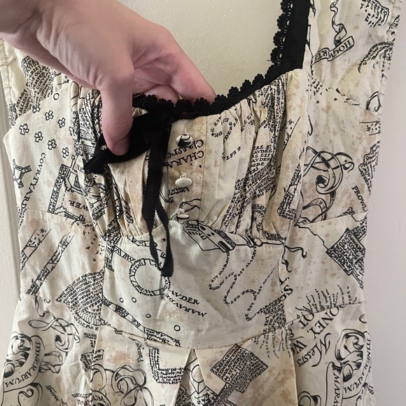 Hot Topic Dresses Harry Potter Marauders Map Dress size XS - Picture 2 of 10